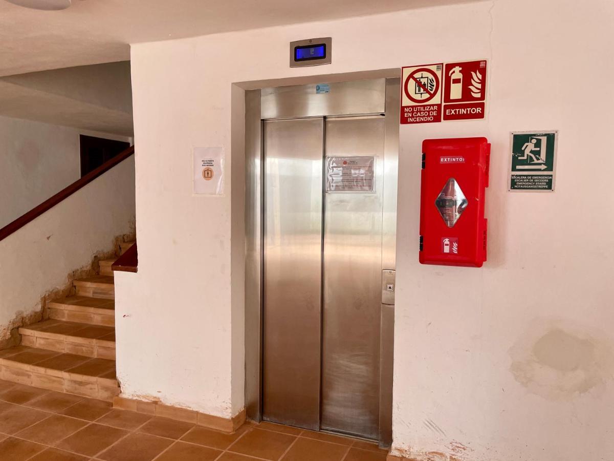 Sunny 2-Bedroom Apartment In Parque Santiago II بلايا ذي لاس أميريكاس المظهر الخارجي الصورة